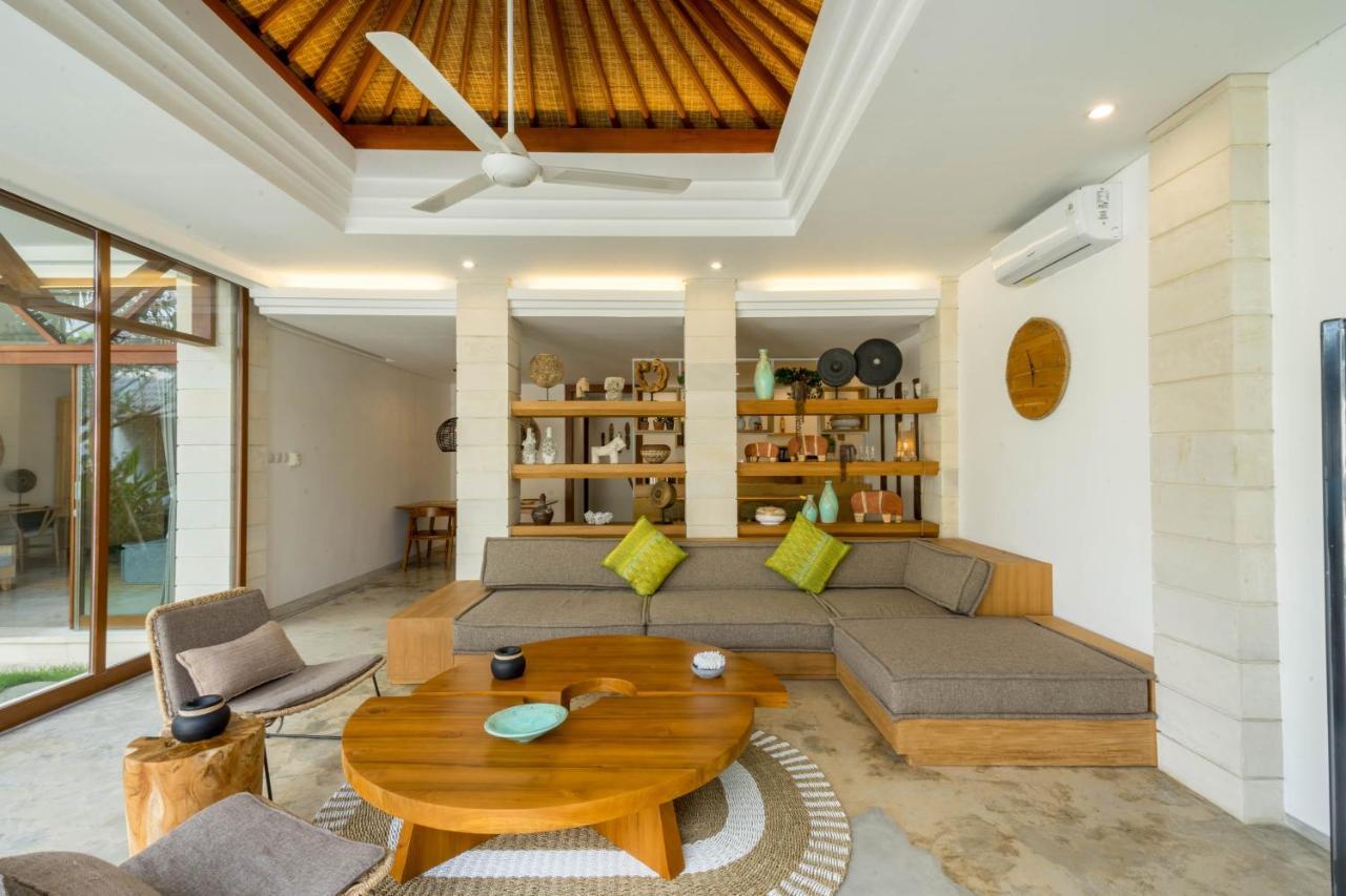 Cascata Villa Canggu Exterior foto